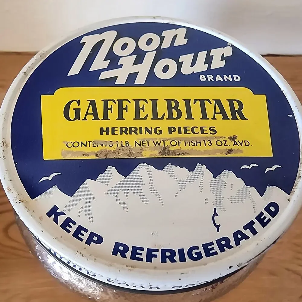 Vtg Noon Hour Gaffelbitar Herring Pieces 1 LB Empty Barrel Glass Jar 5